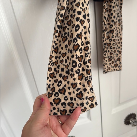 Toddler girl leopard heart set - Picture 3 of 5